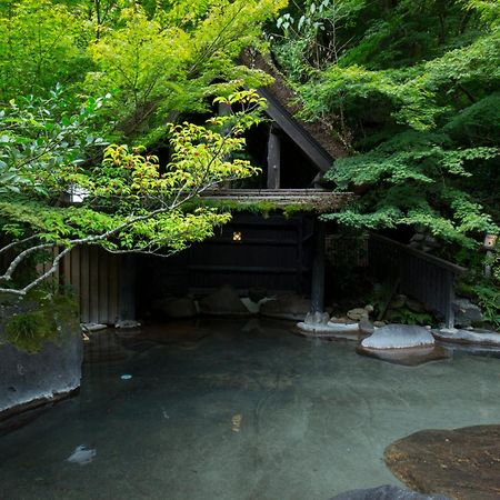 Kurokawa Onsen Oku No Yu Hotel Minamioguni Luaran gambar