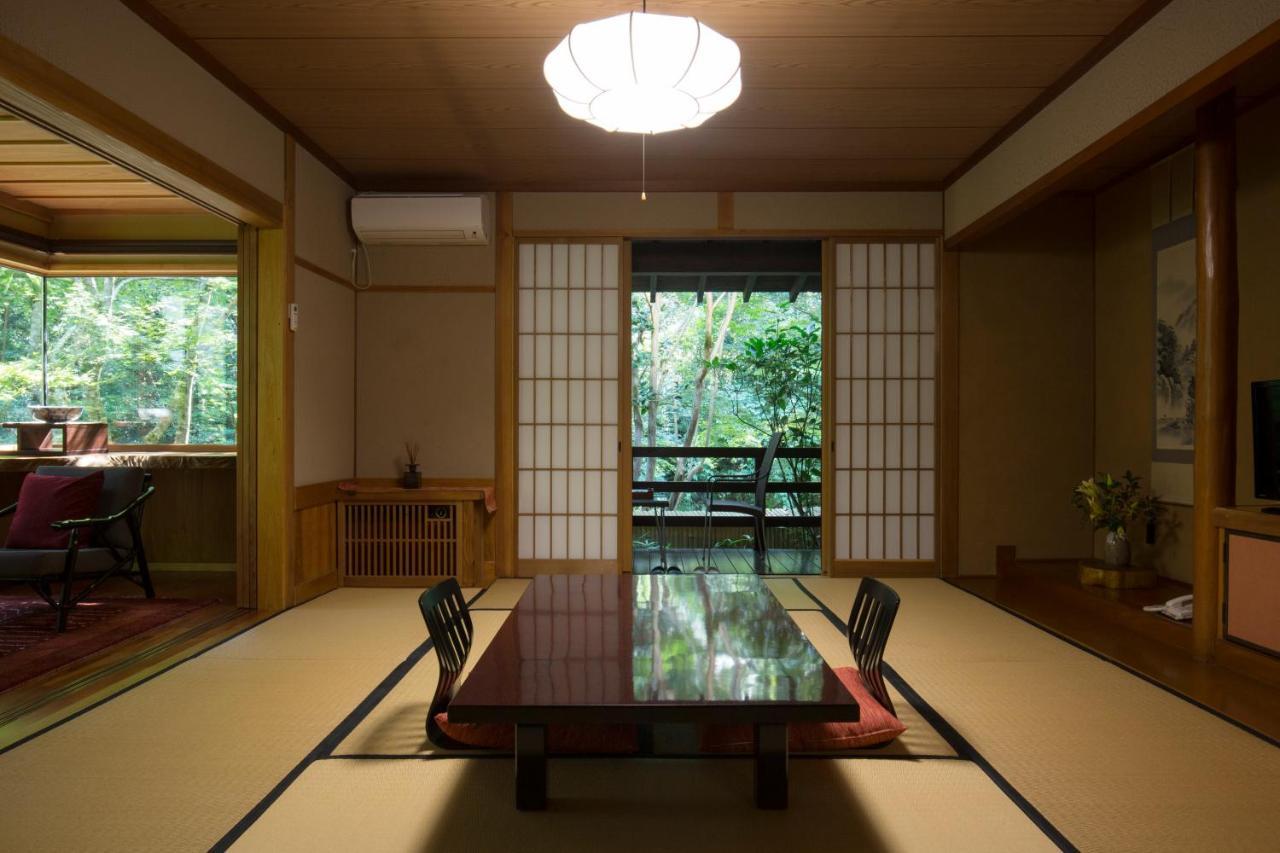 Kurokawa Onsen Oku No Yu Hotel Minamioguni Luaran gambar