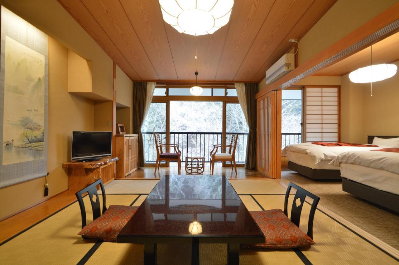 Kurokawa Onsen Oku No Yu Hotel Minamioguni Luaran gambar