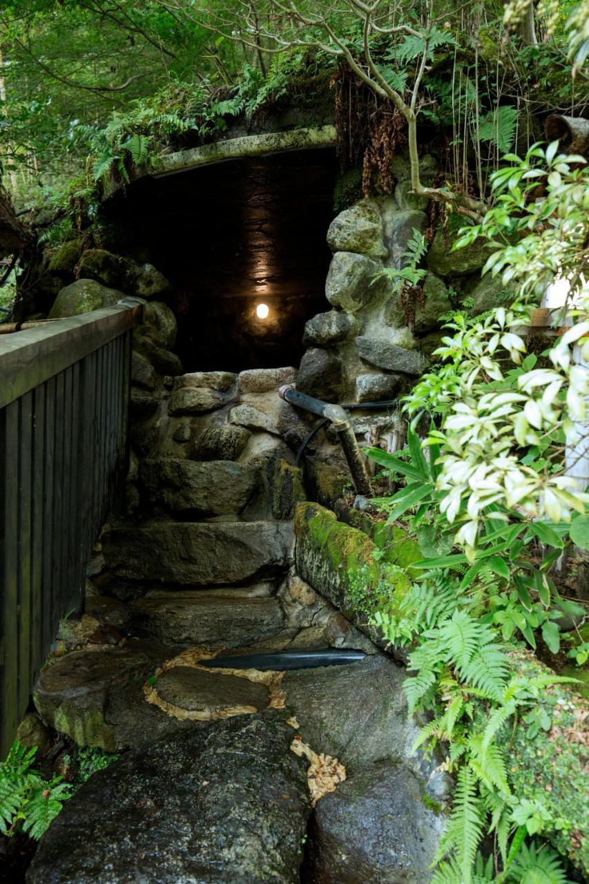Kurokawa Onsen Oku No Yu Hotel Minamioguni Luaran gambar