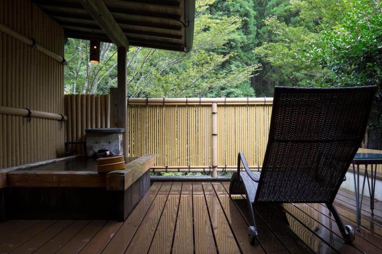 Kurokawa Onsen Oku No Yu Hotel Minamioguni Luaran gambar
