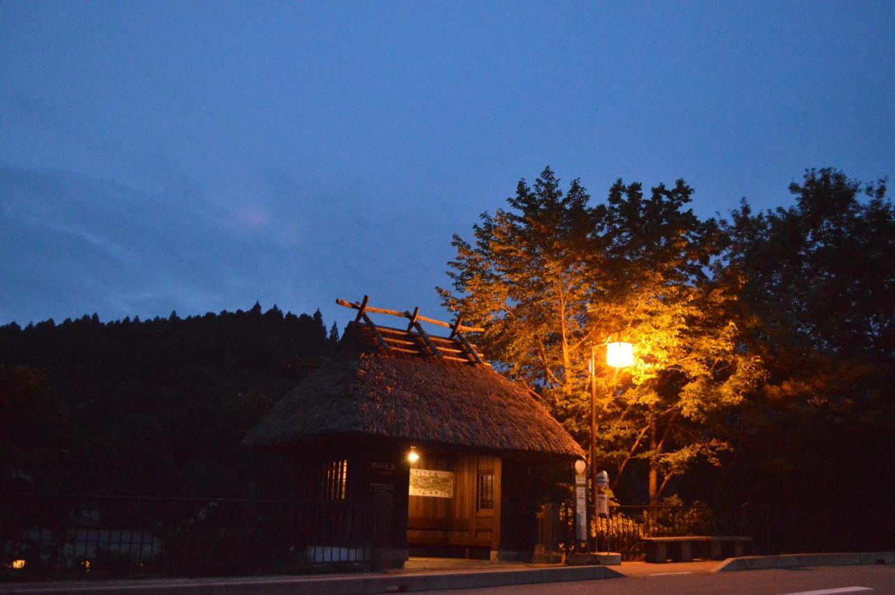 Kurokawa Onsen Oku No Yu Hotel Minamioguni Luaran gambar