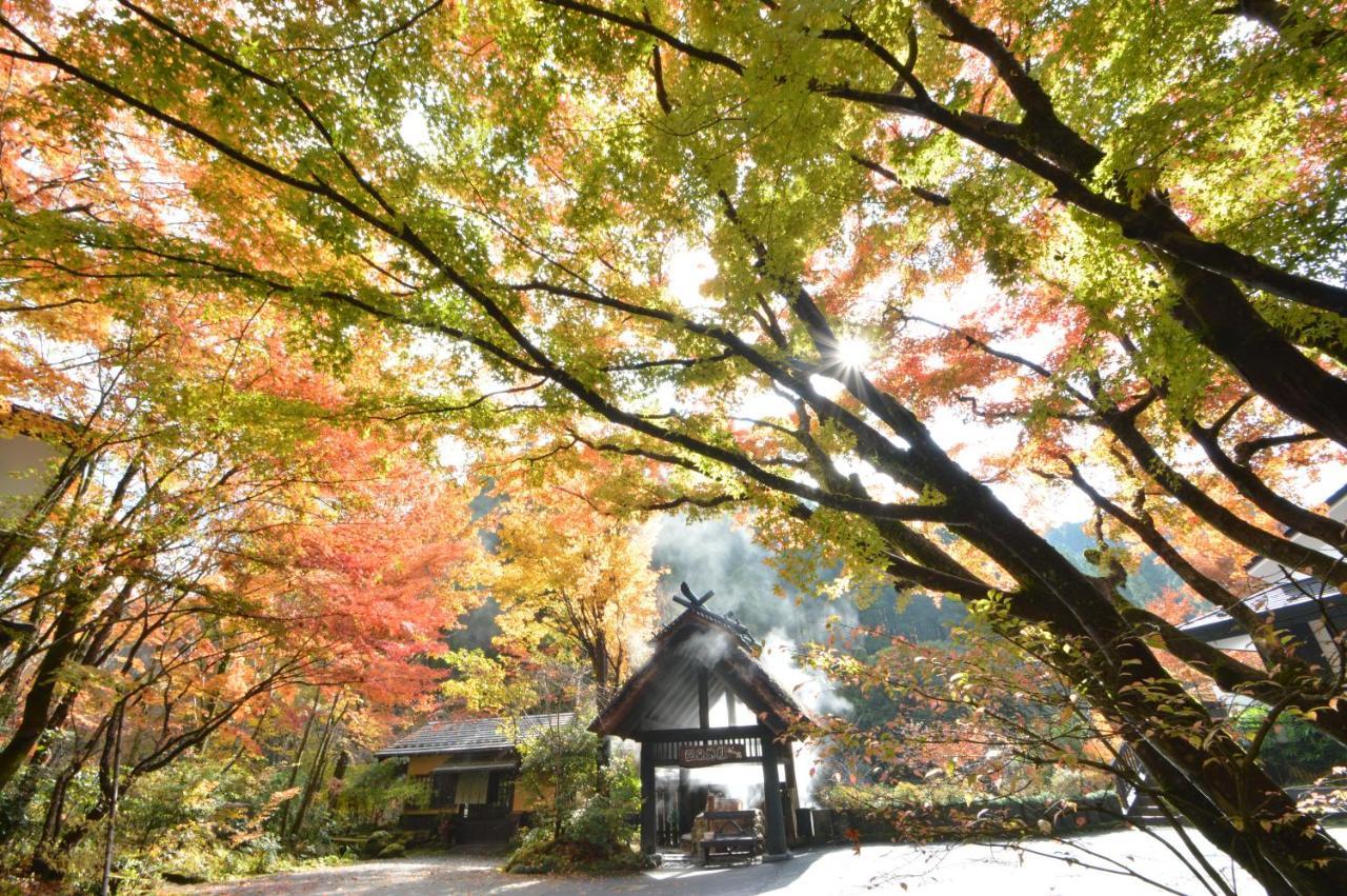 Kurokawa Onsen Oku No Yu Hotel Minamioguni Luaran gambar